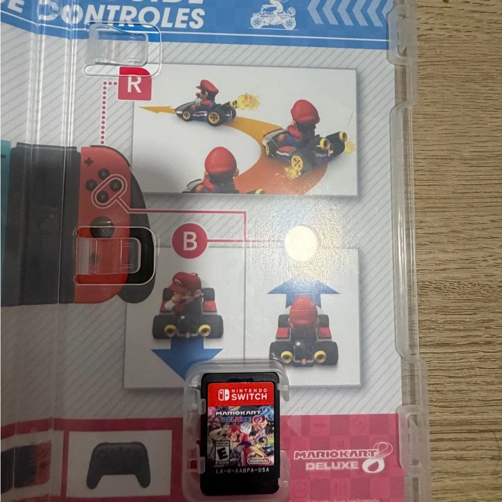 Nintendo Switch OLED (White) bundle. comes with all original parts and cords.